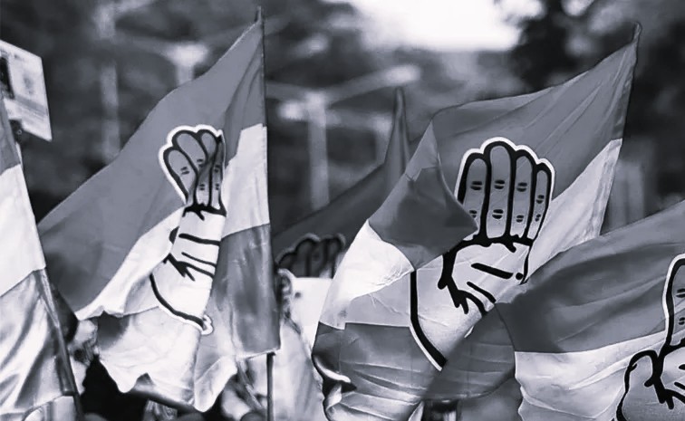 Congress MLAs Demand Konda Surekha Apology To Revanth Reddy