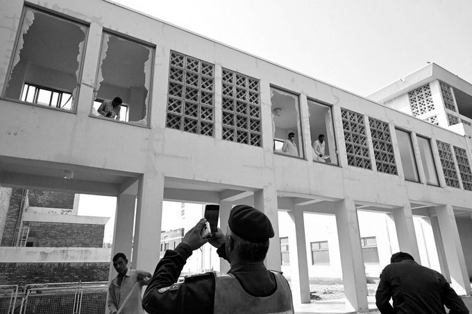 Fire at Islamabad Hospital Kills 15 Infants, Short Circuit Suspected