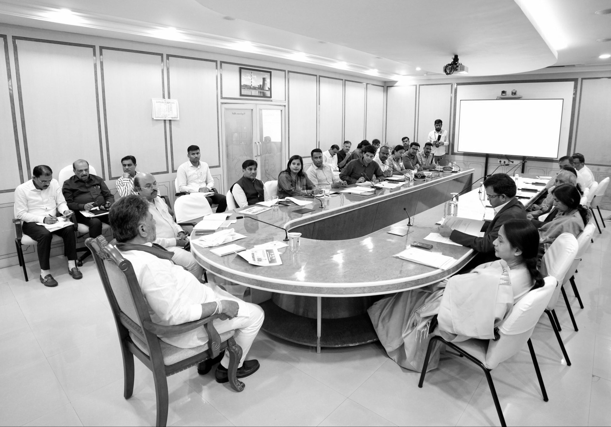 Mysuru Dasara 2026: South Indian CMs Invited, Air Show and Drone Show Planned