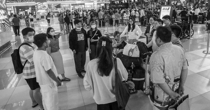 Anak Krakatau Erupts Again As Jakarta Flights Resume After 2-Day Shutdown