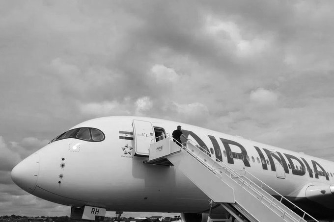 Air India’s $1.5 Billion Funding Push Puts Tata And Singapore Airlines To The Test