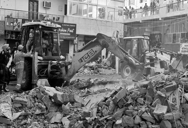MCD Steps Up Citywide Crackdown, 136 Demolitions in 5 Days
