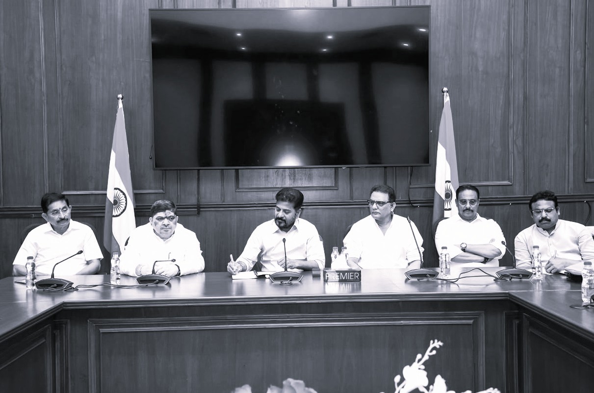 CM Revanth Directs Officials to Ensure Peaceful Ganesh Festivities in Hyderabad