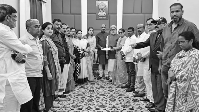 17 Rebel TMC MPs to Join BJP? Basunia's Claim Triggers Fresh Row in Bengal