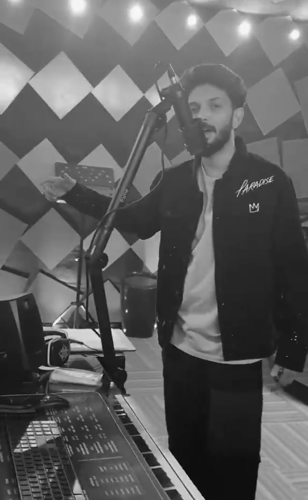 Nani Leaks Anirudh Studio Clip Of Anjana Anjani Ahead Of 'The Paradise' Third Single
