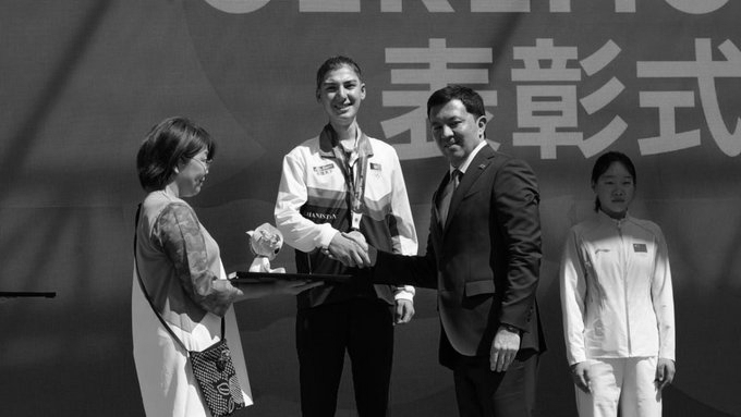 Afghan Cyclist Who Had To Disguise Herself As A Boy Wins Asian Games Silver