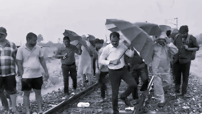 Four Students Killed, One Injured in Tekkali Train Accident
