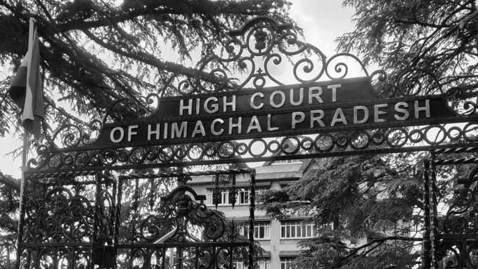 Private WhatsApp Chat Not Public Criticism, Says Himachal Pradesh HC