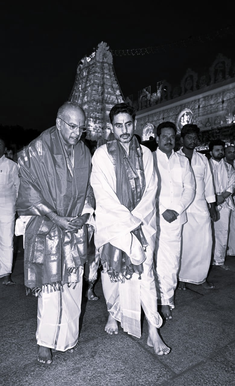 Nara Lokesh, Singapore Minister K. Shanmugam Offer Prayers at Tirumala