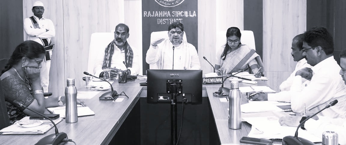 Ponnam Prabhakar Reviews Vemulawada Temple Development, Stresses Timely Completion