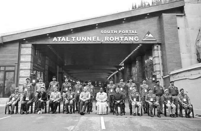 President Droupadi Murmu Visits Hadimba Temple, Atal Tunnel During Himachal Pradesh Trip