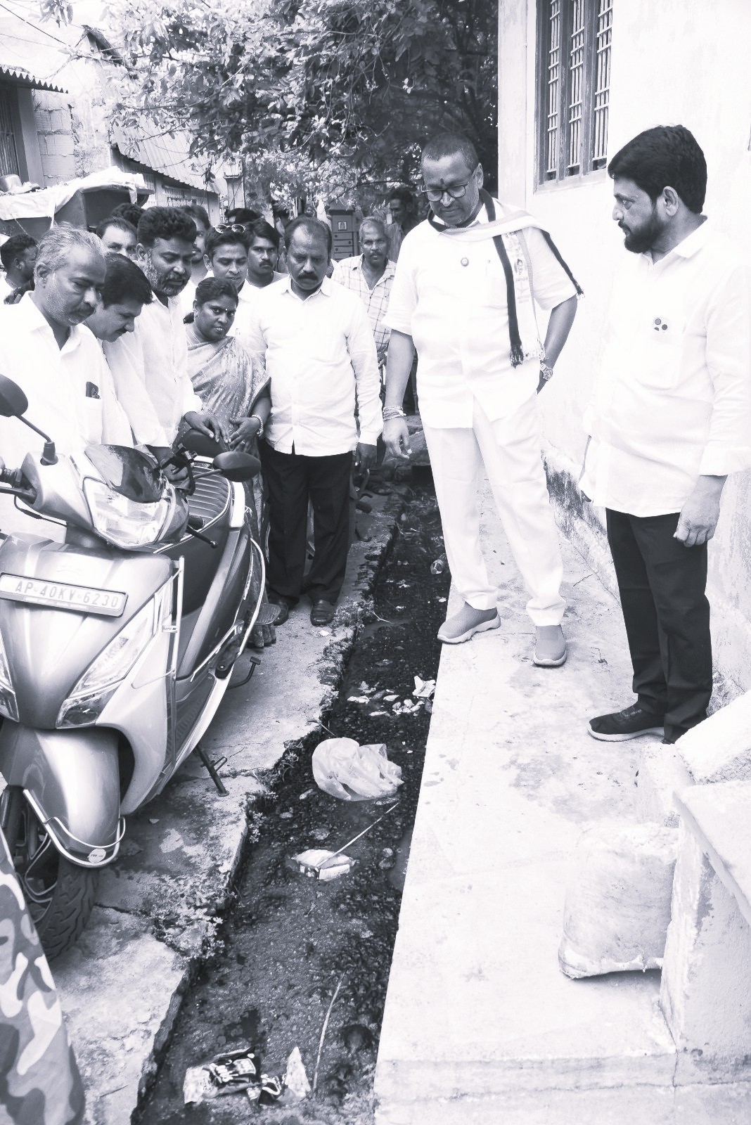 Bhavanipuram Faces Civic and Drinking Water Crisis: Vellampalli Srinivasa Rao