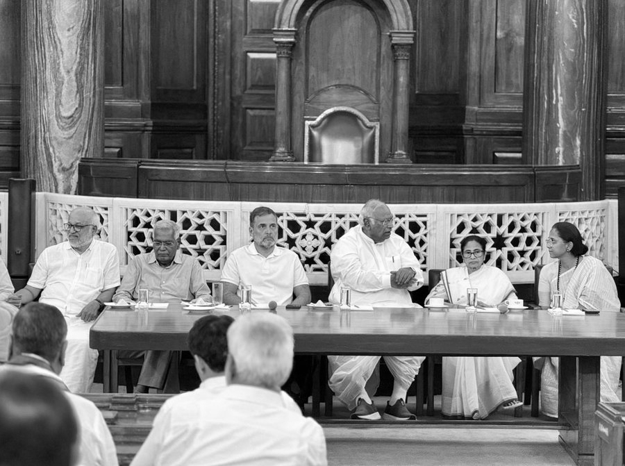Cockroaches’ ‘Dilli Chalo’: CJP Gears Up for ‘Jantar Mantar 2.0’ Protest, INDIA Bloc Meets President Over CEC Row
