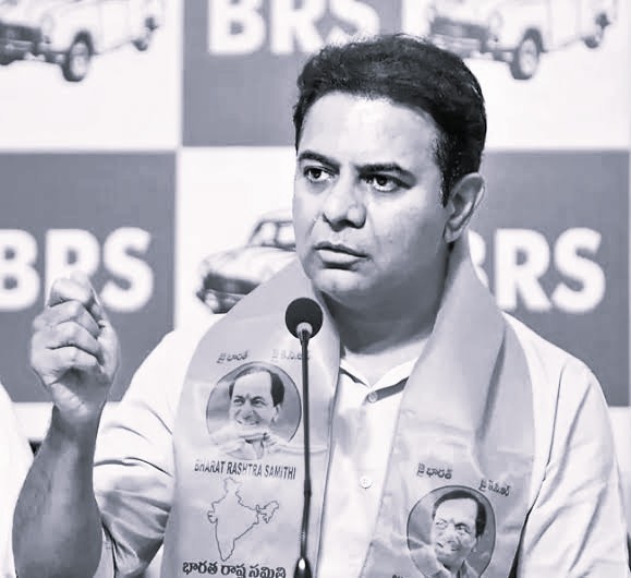 KTR Urges Revanth Reddy to Expedite Permanent JNTU Campus in Siricilla