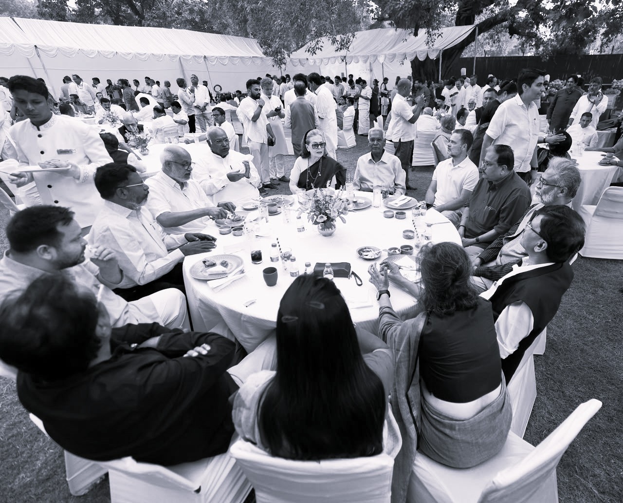 Rahul Gandhi Hosts Tea Meet for INDIA Bloc Leaders After ‘March for Democracy’