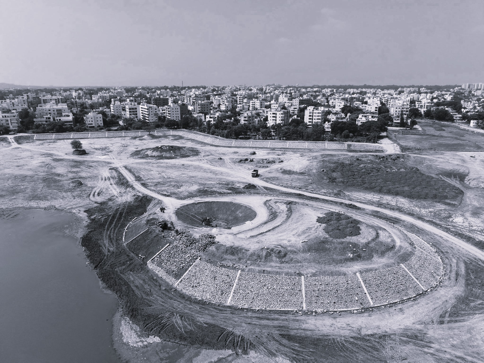 HYDRAA Completes 60% of ₹35-Crore Kapra Lake Restoration