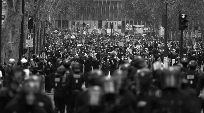 More Than 1,200 Arrested As France Riots Spread Over School Grievances