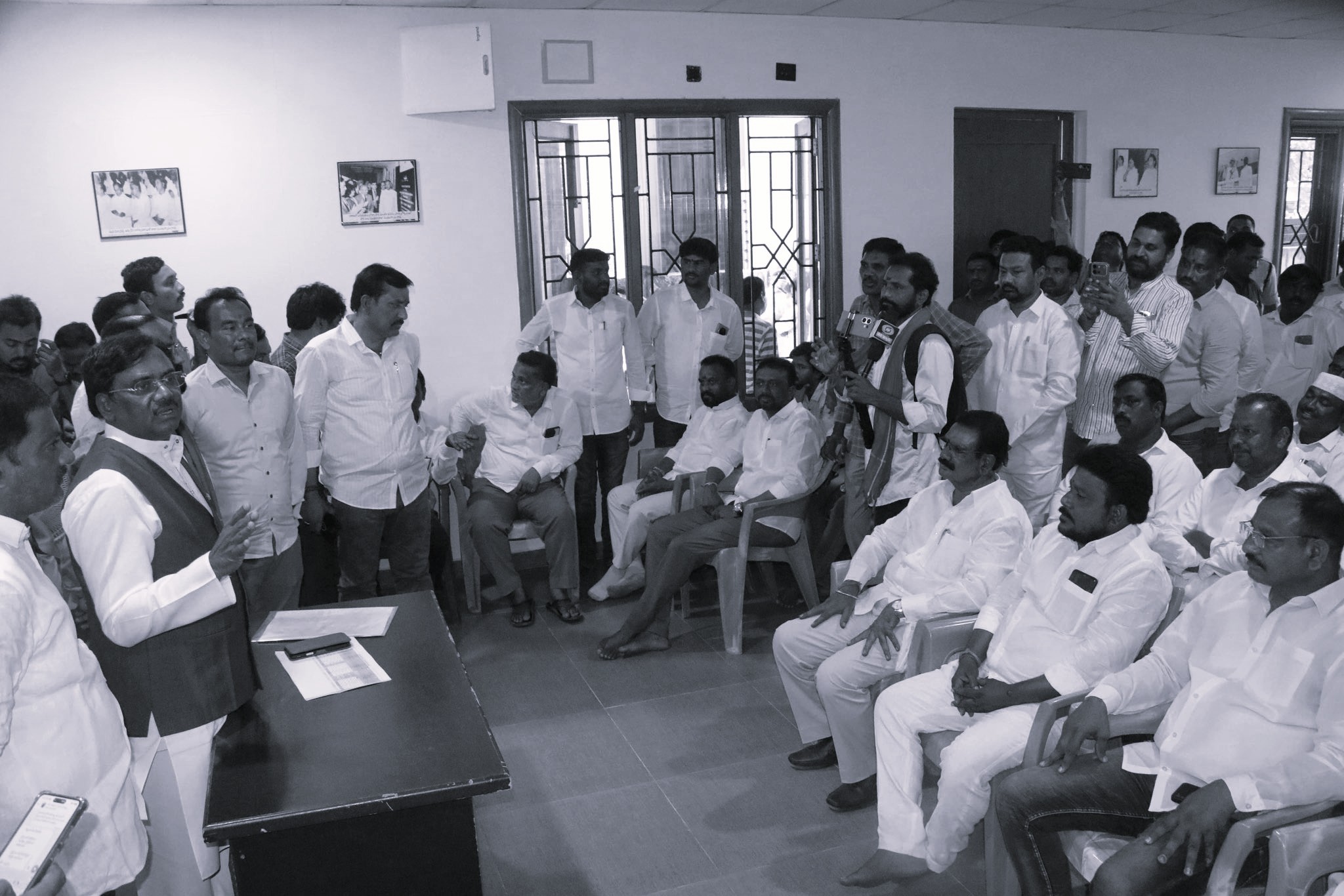 ఎస్ఐఆర్లో అర్హులందరికీ ఓటు హక్కు కల్పించాలి: మంత్రి వివేక్