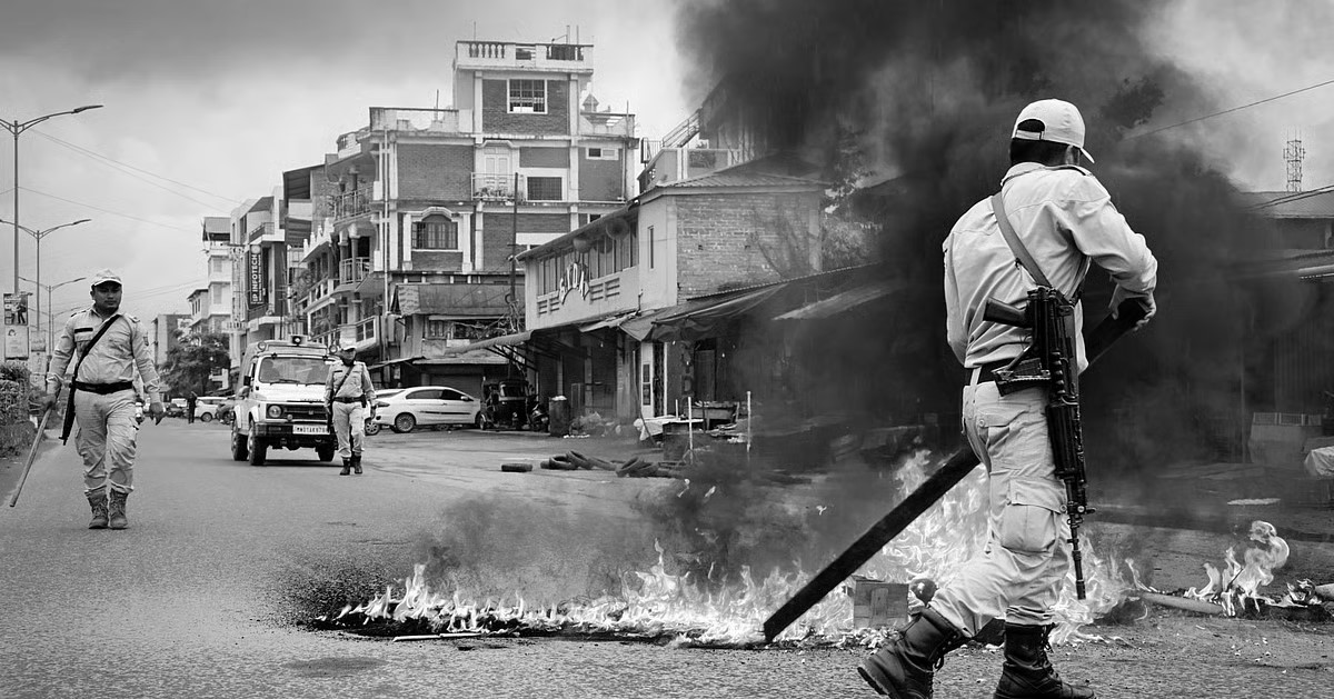 Manipur Unrest: 28 Houses Torched, Families Flee as Naga–Kuki Tensions Flare