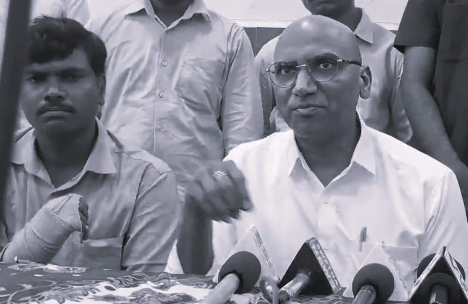 Journalist Harassment Row: BRS Demands Action Against Police Personnel