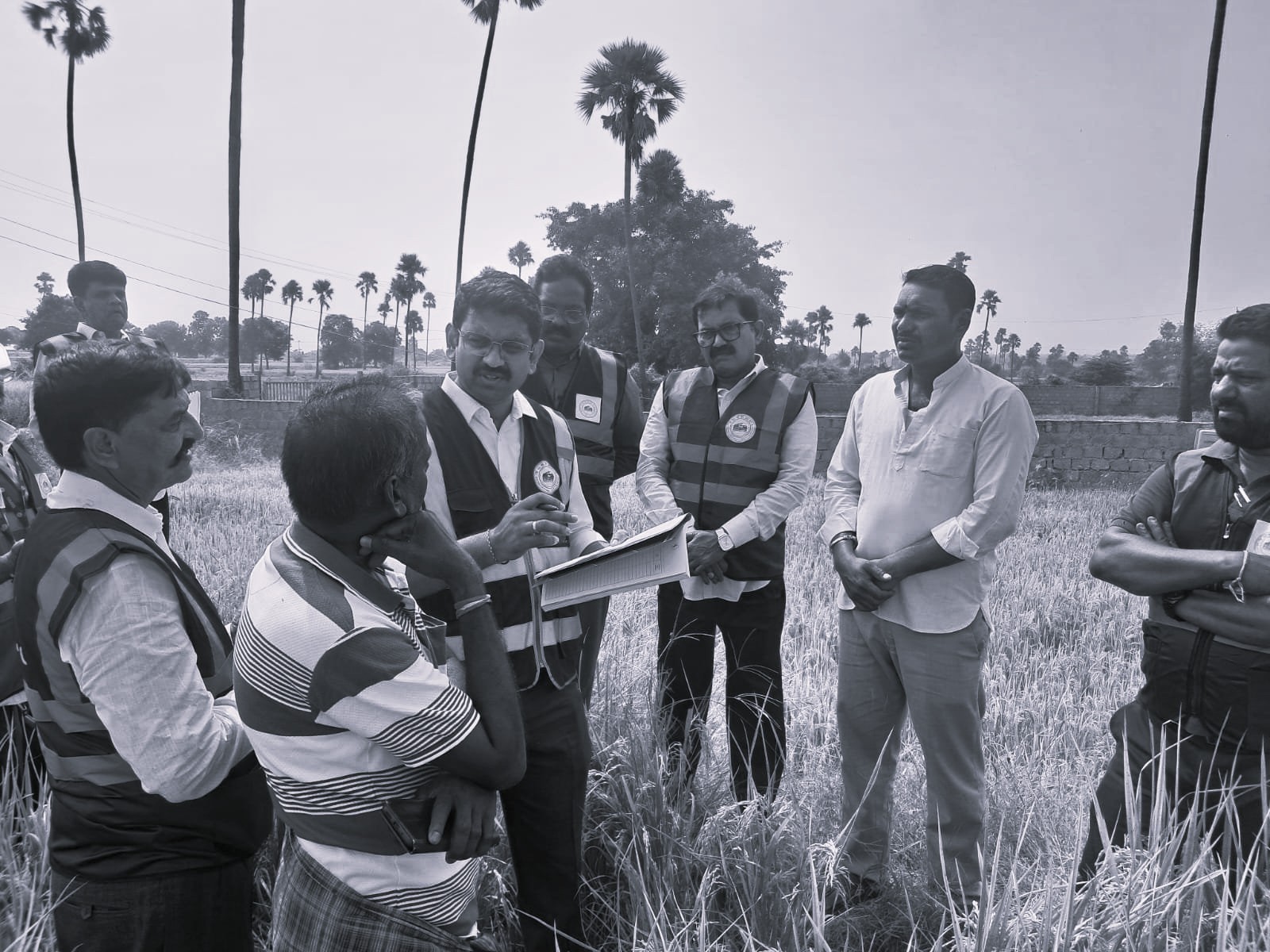 TGSPDCL Chief Jitesh V. Patil Reviews Farm Power Readiness for Rabi Season