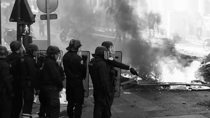 Italy’s New Security Law Targets Rioters, Minors And Parents After Milan Violence
