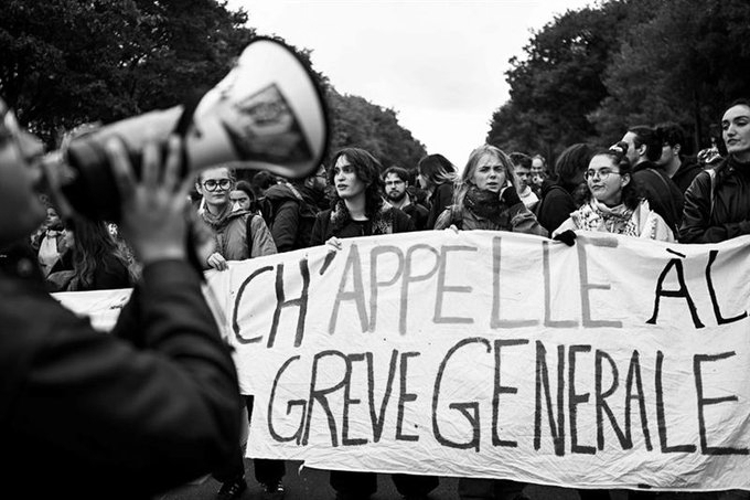 France's Protest Crisis Deepens: Museums Shut, Demonstrations Banned Across Cities
