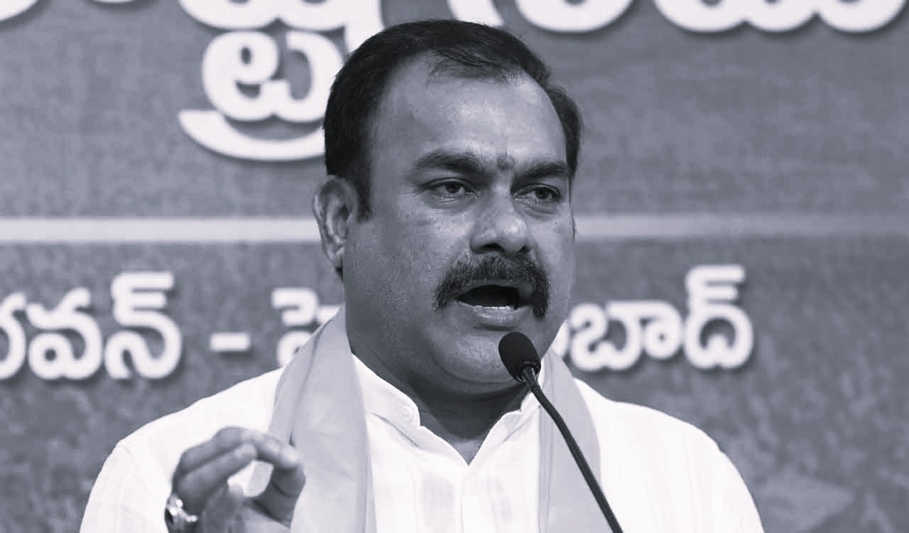 CM Revanth Reddy Creating Fear Over El Niño, Alleges BRS Leader Sridhar