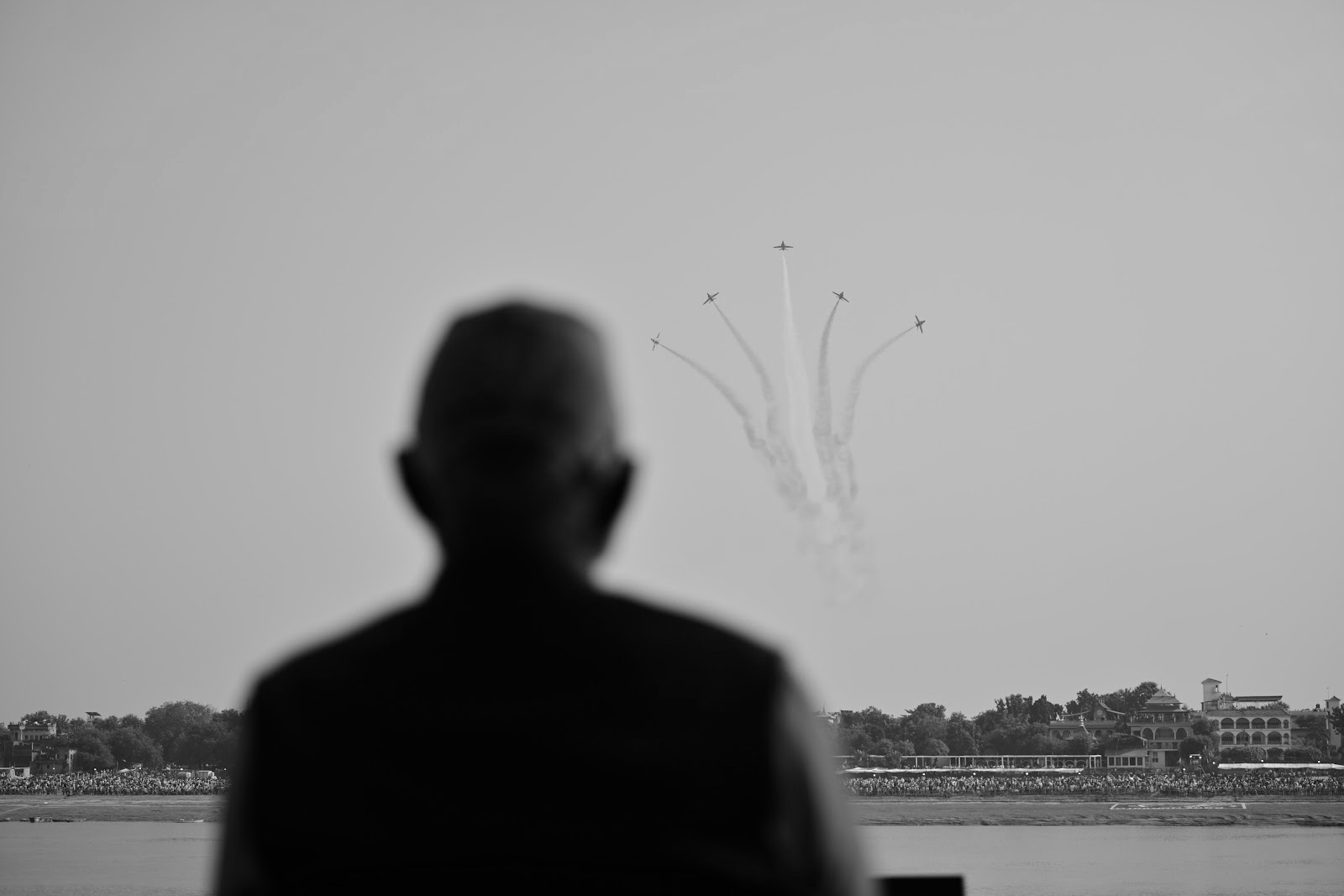 PM Modi Sees IAF’s ‘Wings over Ganges’ Display, Inaugurates New RBI Cybersecurity Hub
