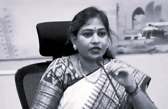 AP Home Minister Anitha Reviews Cyclone Preparedness, Directs Collectors to Stay Alert